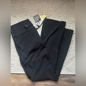 Juniors Takara black dress pants. Size 3